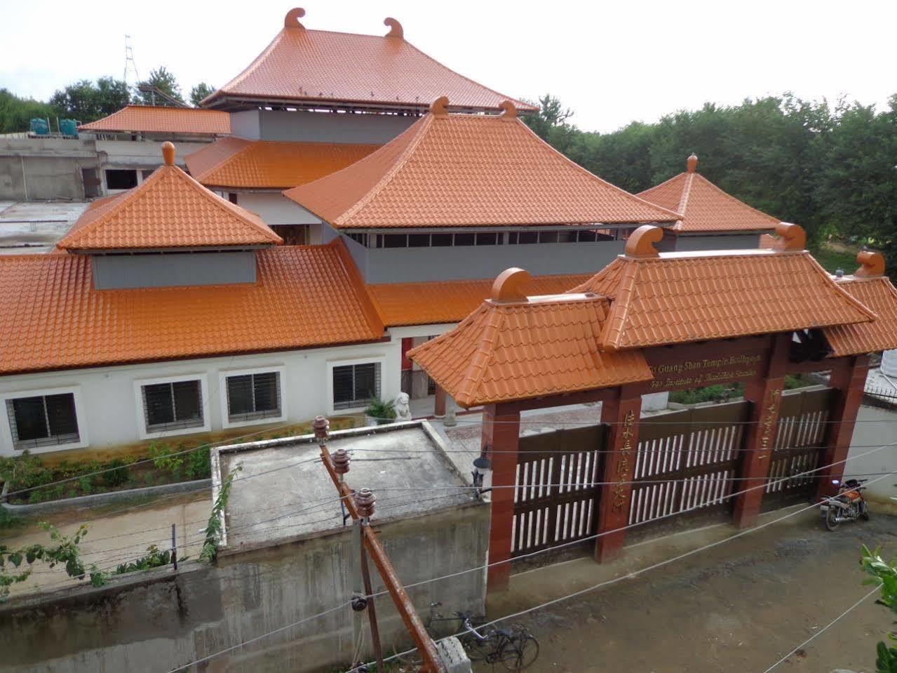 โรงแรมลุมพินีอินเตอเนชั่นแนล พุทธคยา ภายนอก รูปภาพ